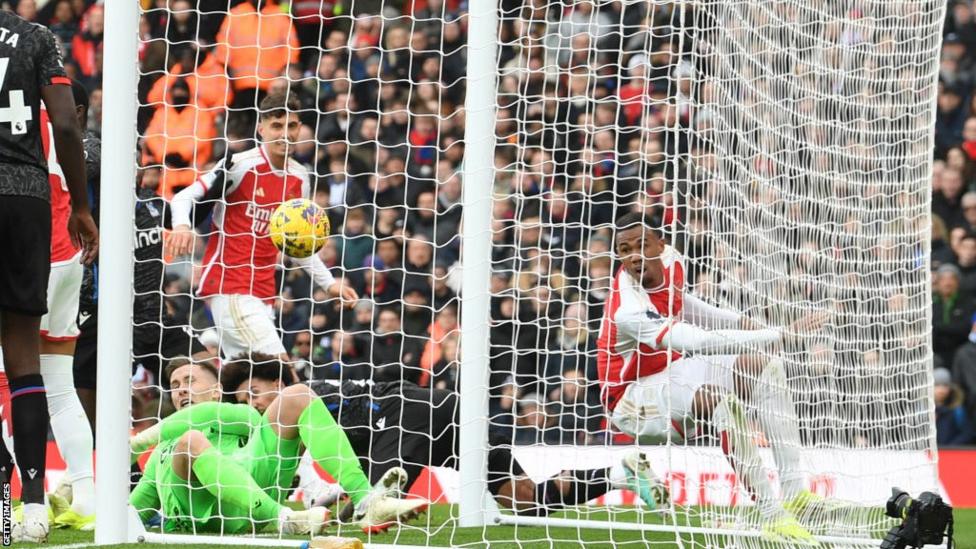 Cukur Crystal Palace 5-0, The Gunners Jaga Asa Juara